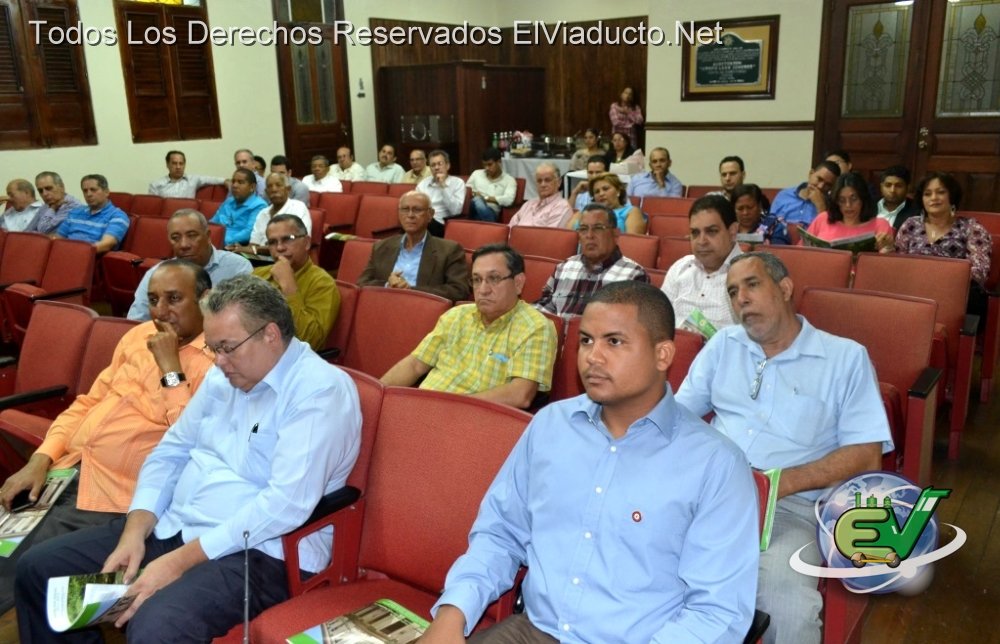 Miembros de ADEPE presentes en la asamblea 2013